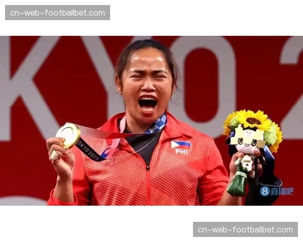 菲律宾“力量玫瑰”:迪亚兹谈退役规划与女性力量推广 菲律宾“力量玫瑰”:迪亚兹谈退役规划与女性力量推广