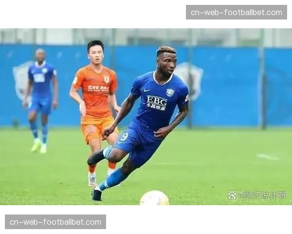 浙江队外援米特里策拉拽头发被停赛4场，足协严惩球场暴力